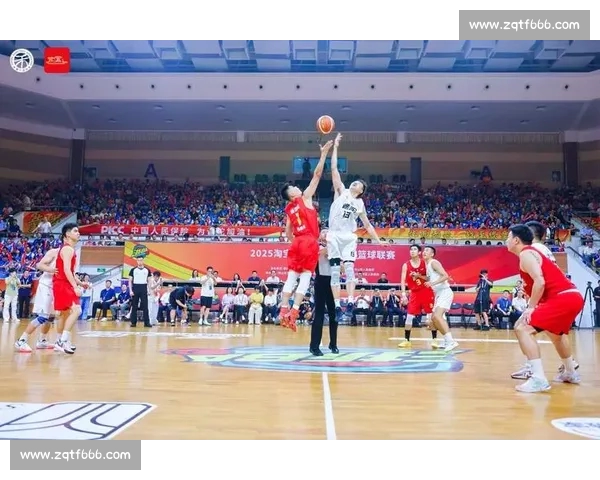 篮球赛场实时比分速递全程追踪最新战况精彩瞬间不停歇 篮球赛场实时比分速递全程追踪最新战况精彩瞬间不停歇